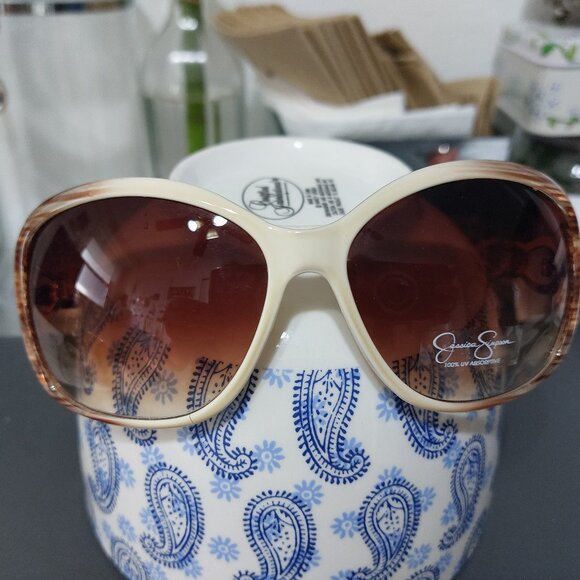 STEVE MADDEN Sunglasses GLASSES HAD WRONG JS STICKIE Trendy Chic Cool Shades - Picture 1 of 16
